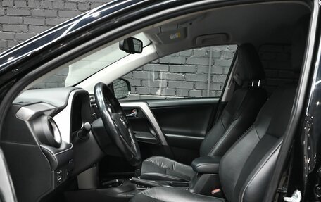 Toyota RAV4, 2017 год, 2 700 000 рублей, 15 фотография