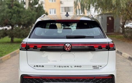 Volkswagen Tiguan, 2025 год, 5 100 000 рублей, 8 фотография