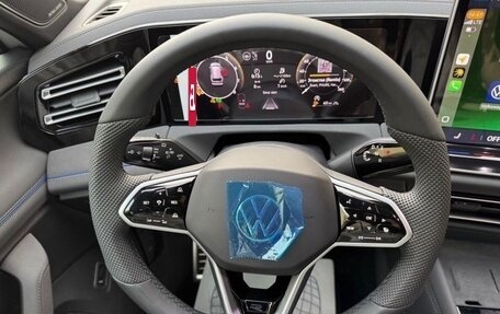 Volkswagen Tiguan, 2025 год, 5 100 000 рублей, 22 фотография