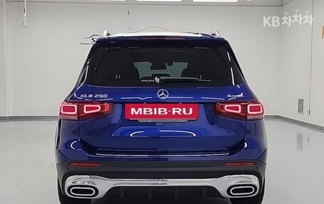 Mercedes-Benz GLB, 2020 год, 2 569 000 рублей, 4 фотография