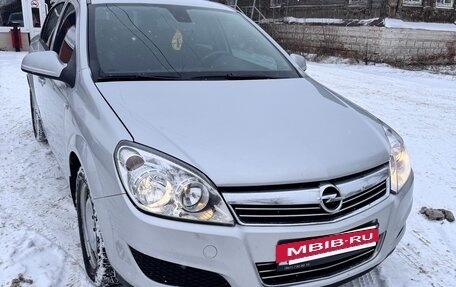 Opel Astra H, 2013 год, 570 000 рублей, 2 фотография
