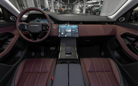 Land Rover Range Rover Evoque II, 2025 год, 6 500 000 рублей, 8 фотография