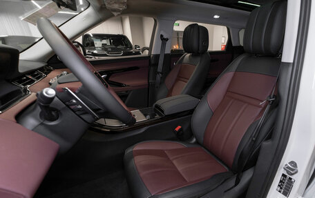 Land Rover Range Rover Evoque II, 2025 год, 6 500 000 рублей, 9 фотография