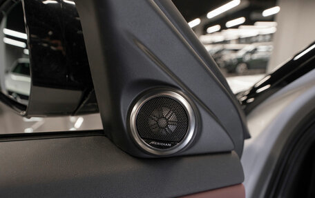 Land Rover Range Rover Evoque II, 2025 год, 6 500 000 рублей, 25 фотография