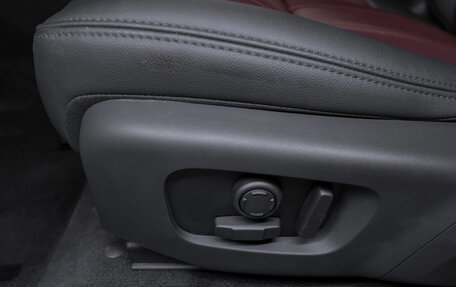 Land Rover Range Rover Evoque II, 2025 год, 6 500 000 рублей, 26 фотография