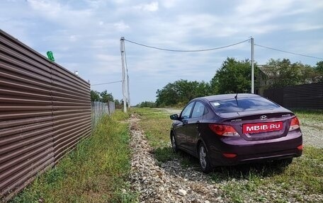 Hyundai Solaris II рестайлинг, 2012 год, 630 000 рублей, 2 фотография