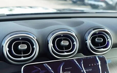 Mercedes-Benz GLC, 2025 год, 7 052 000 рублей, 24 фотография