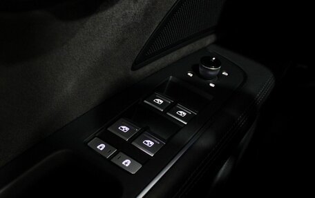 Audi S8, 2020 год, 10 999 000 рублей, 24 фотография