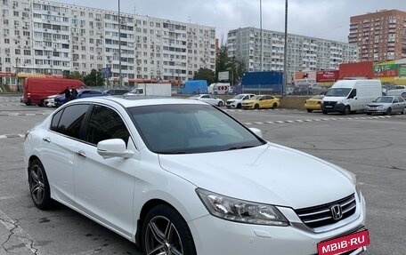 Honda Accord IX рестайлинг, 2013 год, 2 300 000 рублей, 6 фотография