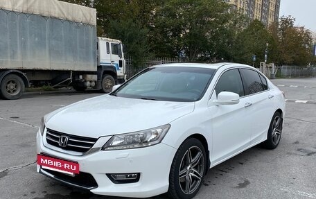 Honda Accord IX рестайлинг, 2013 год, 2 300 000 рублей, 5 фотография