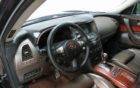 Infiniti FX II, 2010 год, 1 790 000 рублей, 16 фотография