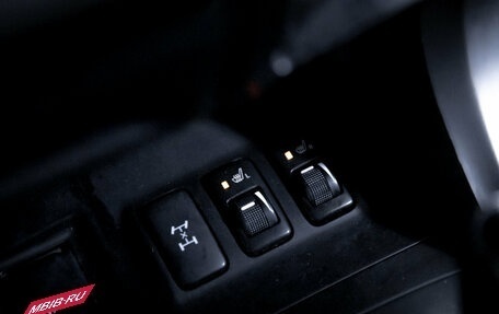 Toyota Land Cruiser Prado 120 рестайлинг, 2007 год, 2 100 000 рублей, 21 фотография