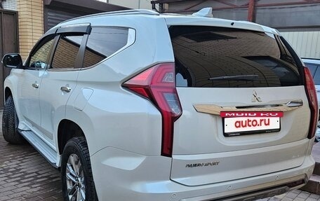 Mitsubishi Pajero Sport III рестайлинг, 2022 год, 4 100 000 рублей, 7 фотография