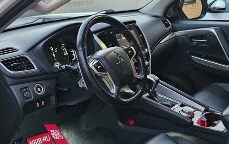 Mitsubishi Pajero Sport III рестайлинг, 2022 год, 4 100 000 рублей, 9 фотография