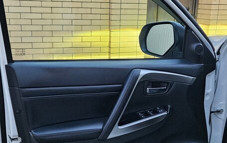 Mitsubishi Pajero Sport III рестайлинг, 2022 год, 4 100 000 рублей, 17 фотография