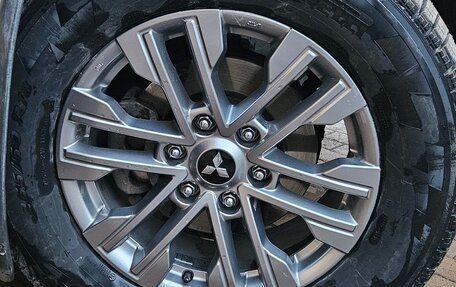 Mitsubishi Pajero Sport III рестайлинг, 2022 год, 4 100 000 рублей, 22 фотография