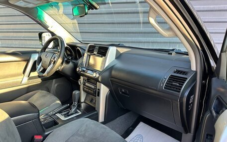 Toyota Land Cruiser Prado 150 рестайлинг 2, 2012 год, 2 865 000 рублей, 31 фотография