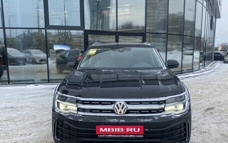 Volkswagen Teramont I, 2025 год, 5 600 000 рублей, 2 фотография