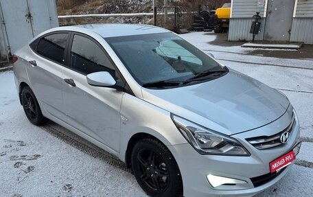 Hyundai Solaris II рестайлинг, 2014 год, 650 000 рублей, 6 фотография