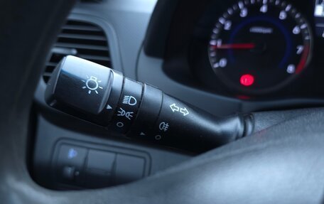 Hyundai Solaris II рестайлинг, 2014 год, 650 000 рублей, 27 фотография