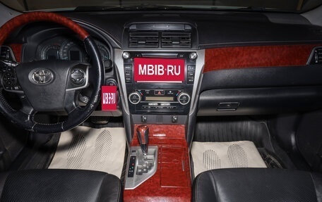 Toyota Camry, 2011 год, 1 599 000 рублей, 14 фотография