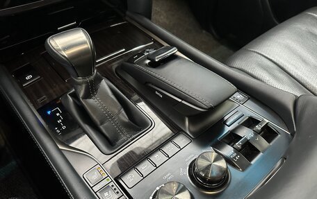 Lexus LX III, 2020 год, 8 999 999 рублей, 11 фотография