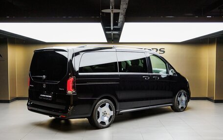 Mercedes-Benz V-Класс, 2025 год, 14 790 000 рублей, 3 фотография