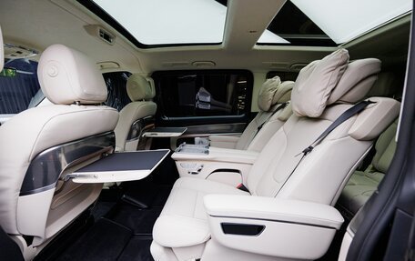 Mercedes-Benz V-Класс, 2025 год, 14 790 000 рублей, 28 фотография