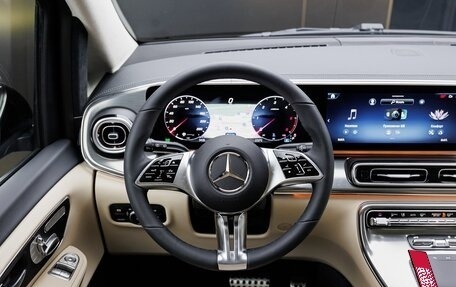 Mercedes-Benz V-Класс, 2025 год, 14 790 000 рублей, 16 фотография