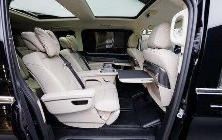 Mercedes-Benz V-Класс, 2025 год, 14 790 000 рублей, 32 фотография