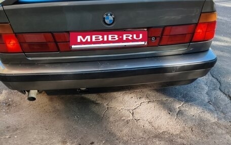 BMW 5 серия, 1993 год, 421 212 рублей, 3 фотография