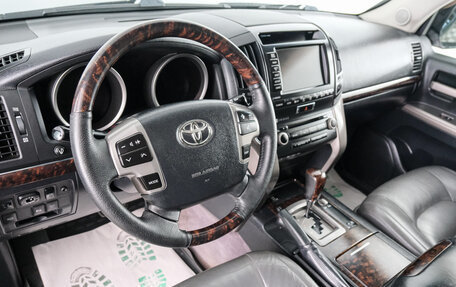 Toyota Land Cruiser 200, 2010 год, 3 479 000 рублей, 11 фотография