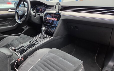 Volkswagen Passat B8 рестайлинг, 2020 год, 2 600 000 рублей, 18 фотография