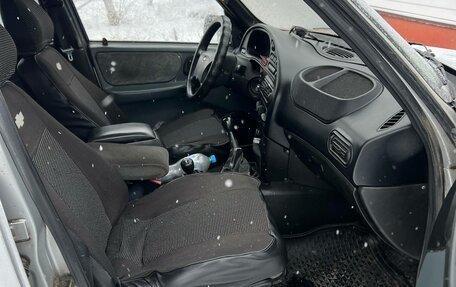 Chevrolet Niva I рестайлинг, 2003 год, 360 000 рублей, 8 фотография