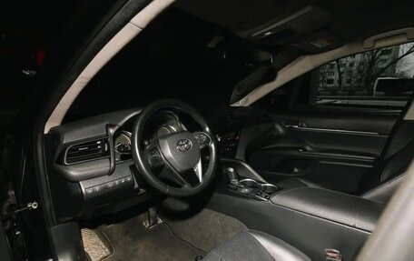 Toyota Camry, 2021 год, 3 150 000 рублей, 9 фотография