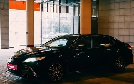 Toyota Camry, 2021 год, 3 150 000 рублей, 3 фотография