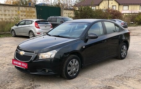 Chevrolet Cruze II, 2011 год, 800 000 рублей, 15 фотография