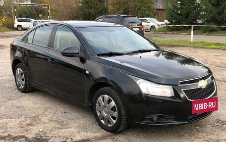 Chevrolet Cruze II, 2011 год, 800 000 рублей, 19 фотография