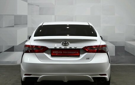 Toyota Camry, 2018 год, 2 100 000 рублей, 5 фотография