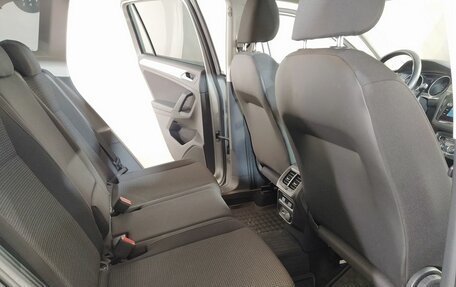 Volkswagen Tiguan II, 2020 год, 2 819 000 рублей, 19 фотография