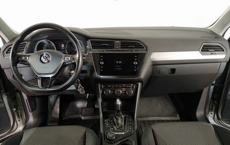 Volkswagen Tiguan II, 2020 год, 2 819 000 рублей, 10 фотография