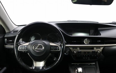 Lexus ES VII, 2016 год, 2 990 000 рублей, 16 фотография