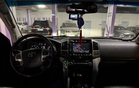 Toyota Land Cruiser 200, 2013 год, 4 700 000 рублей, 7 фотография