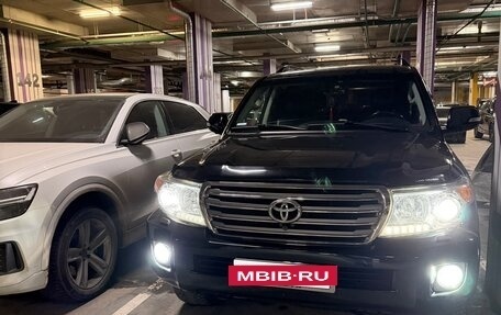 Toyota Land Cruiser 200, 2013 год, 4 700 000 рублей, 2 фотография