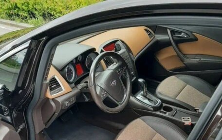 Opel Astra J, 2013 год, 750 000 рублей, 6 фотография