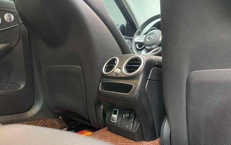 Mercedes-Benz C-Класс, 2021 год, 2 500 000 рублей, 18 фотография