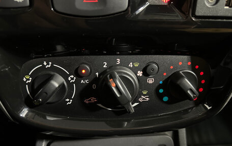 Nissan Terrano III, 2014 год, 1 169 000 рублей, 14 фотография