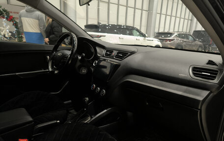 KIA Rio III рестайлинг, 2016 год, 990 000 рублей, 15 фотография