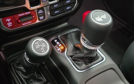 Jeep Wrangler, 2025 год, 8 390 000 рублей, 15 фотография