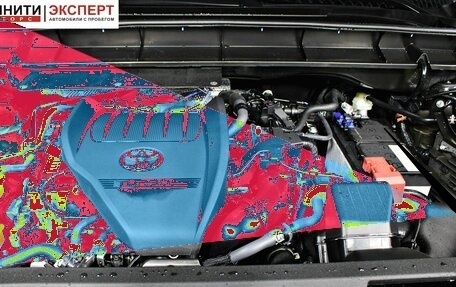 Toyota Highlander, 2025 год, 6 140 000 рублей, 27 фотография